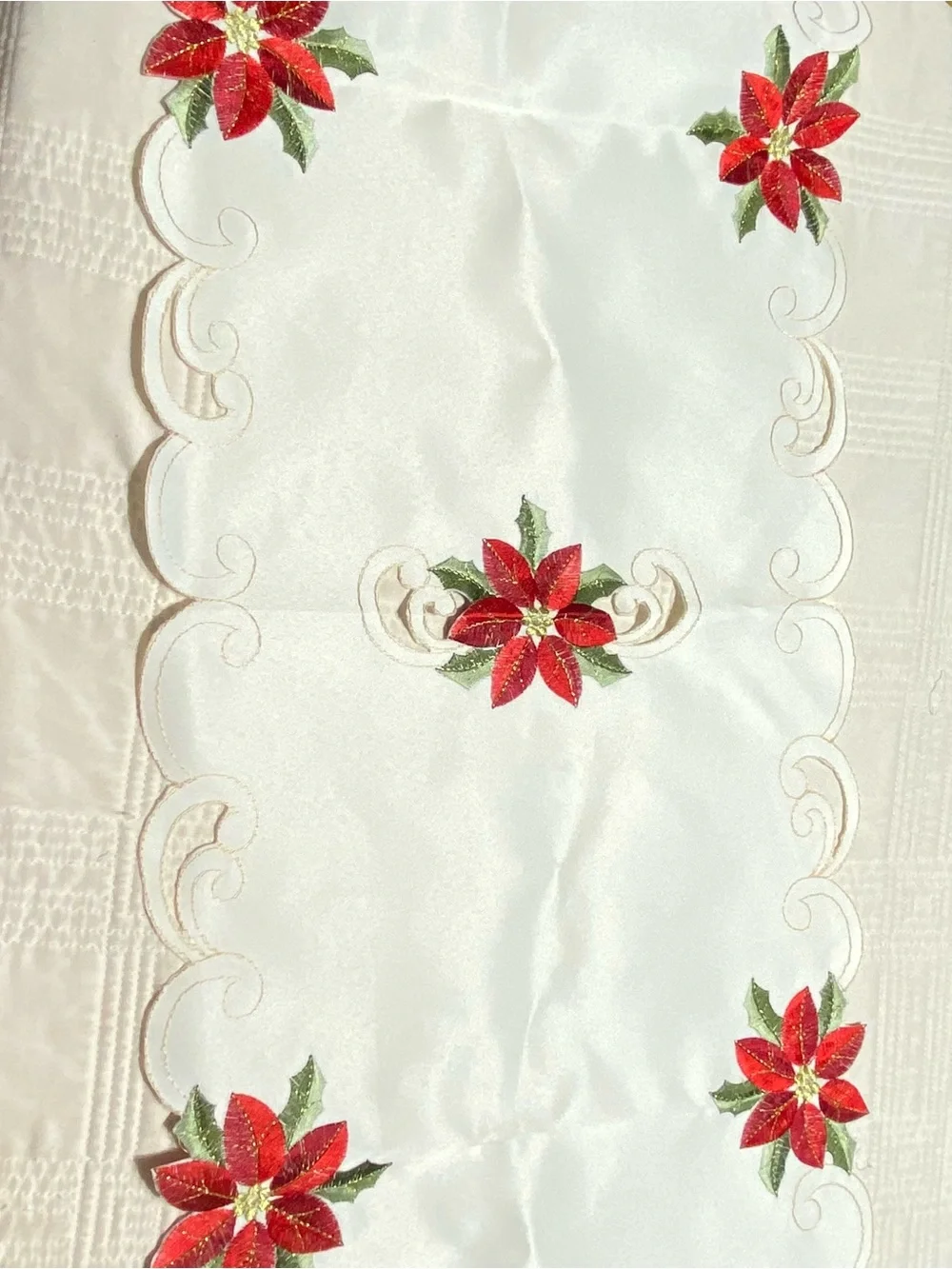 Unbranded christmas table